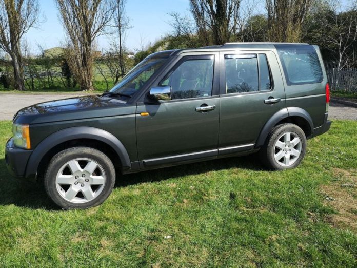 2006 Land Rover Discovery 3 Exterior Side