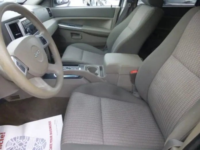 How to Safely Unlock a Jeep Cherokee with Keys Inside Expert Tips and
