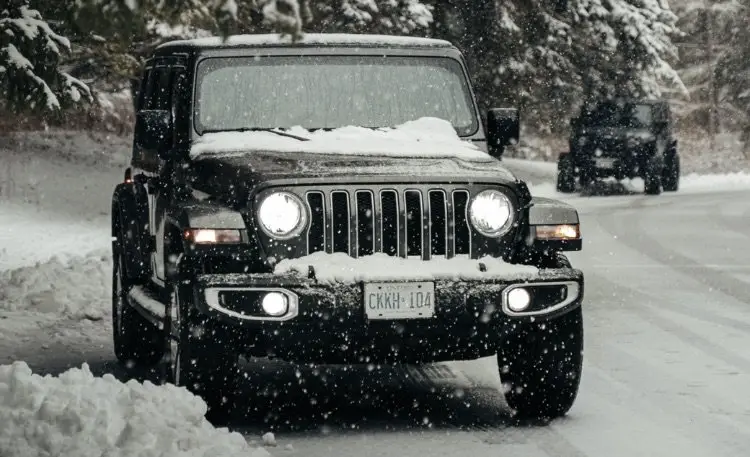 Jeep Wrangler Snow Plowing: Can It Be Done?